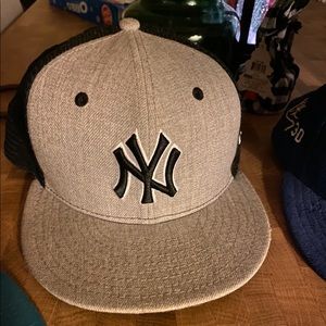 Yankee SnapBack